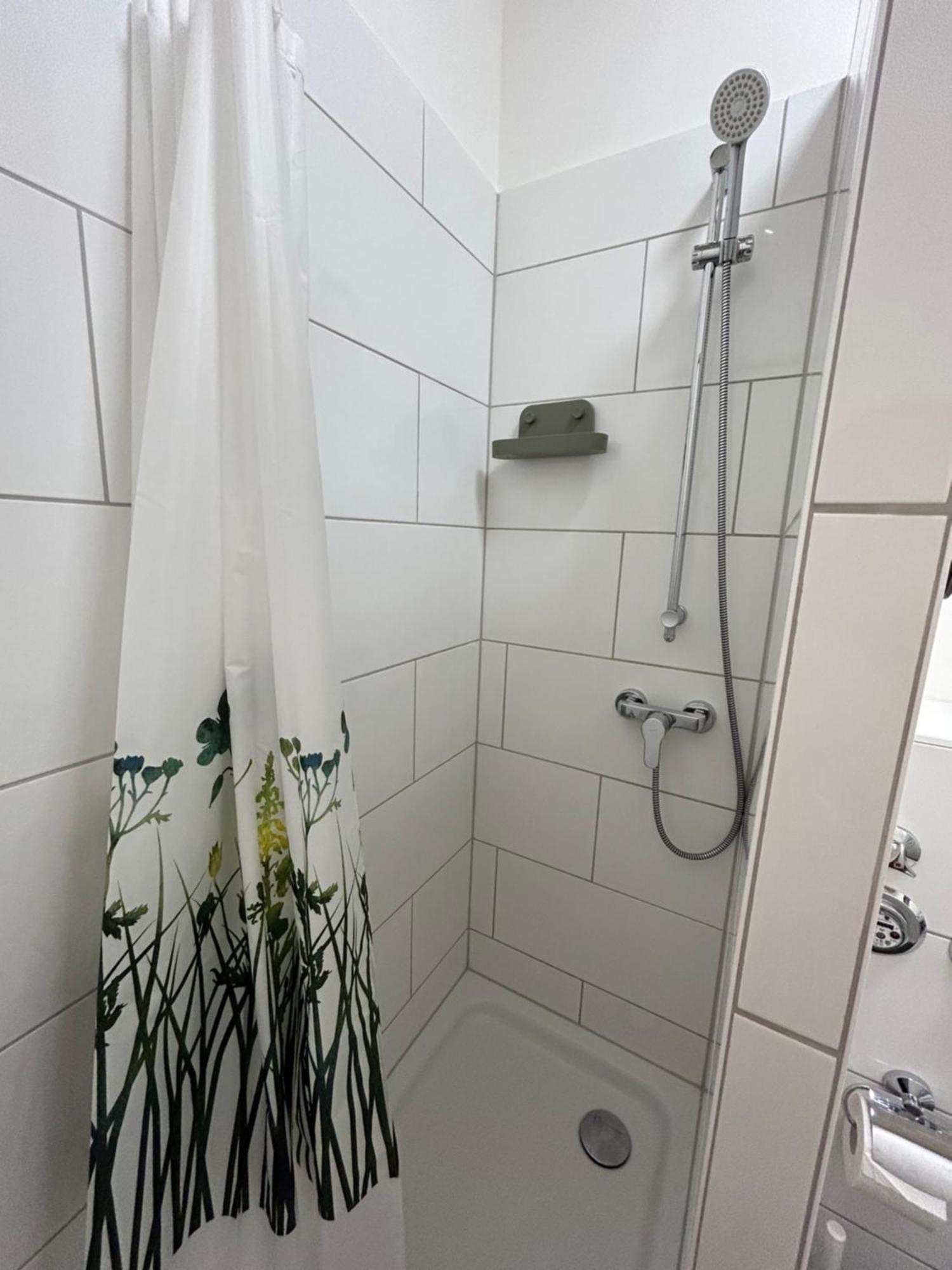 35 Qm Grosses Apartment Mit Eigenem Badezimmer In Den Elbvororten هامبورغ المظهر الخارجي الصورة